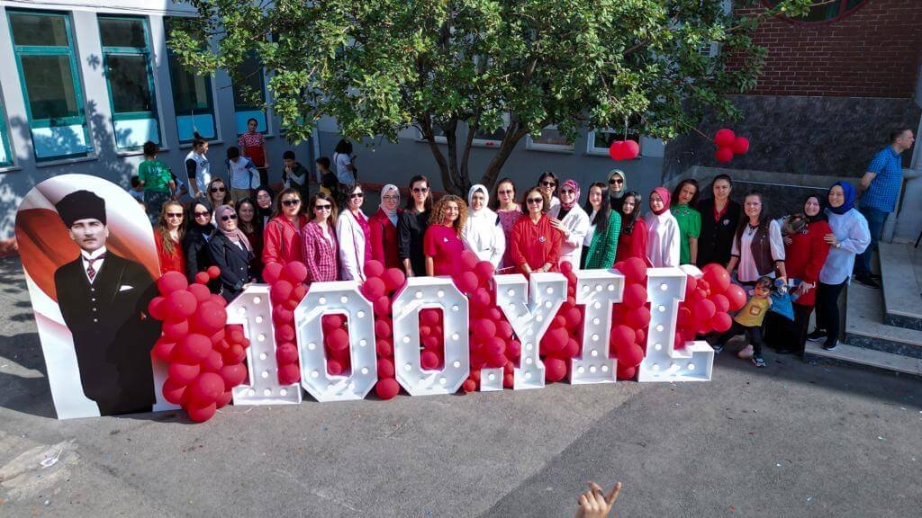 resmi tören süslemeleri